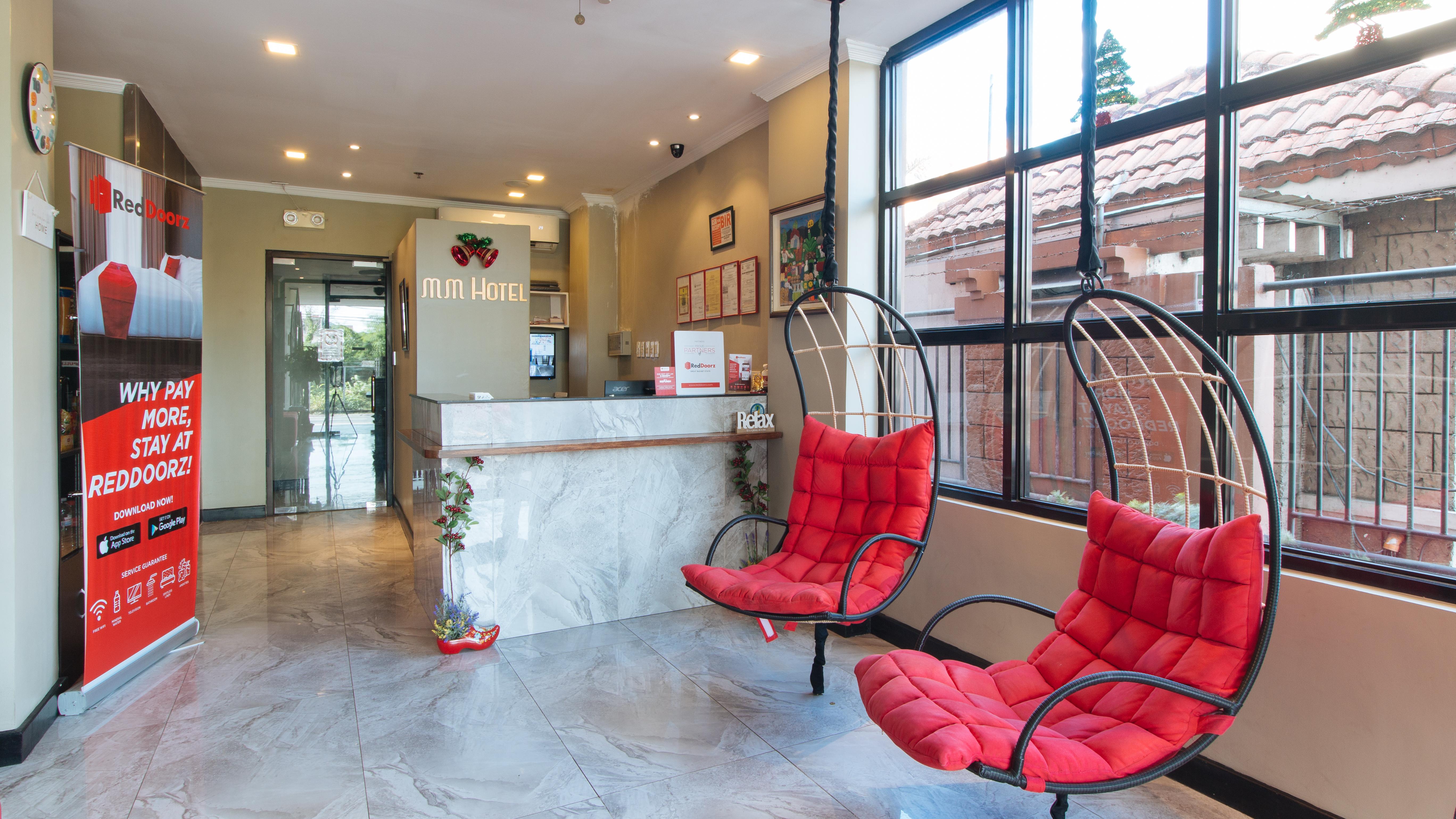 Reddoorz Plus At Mm Hotel Las Pinas Former Reddoorz Plus Near Bamboo Organ Екстер'єр фото