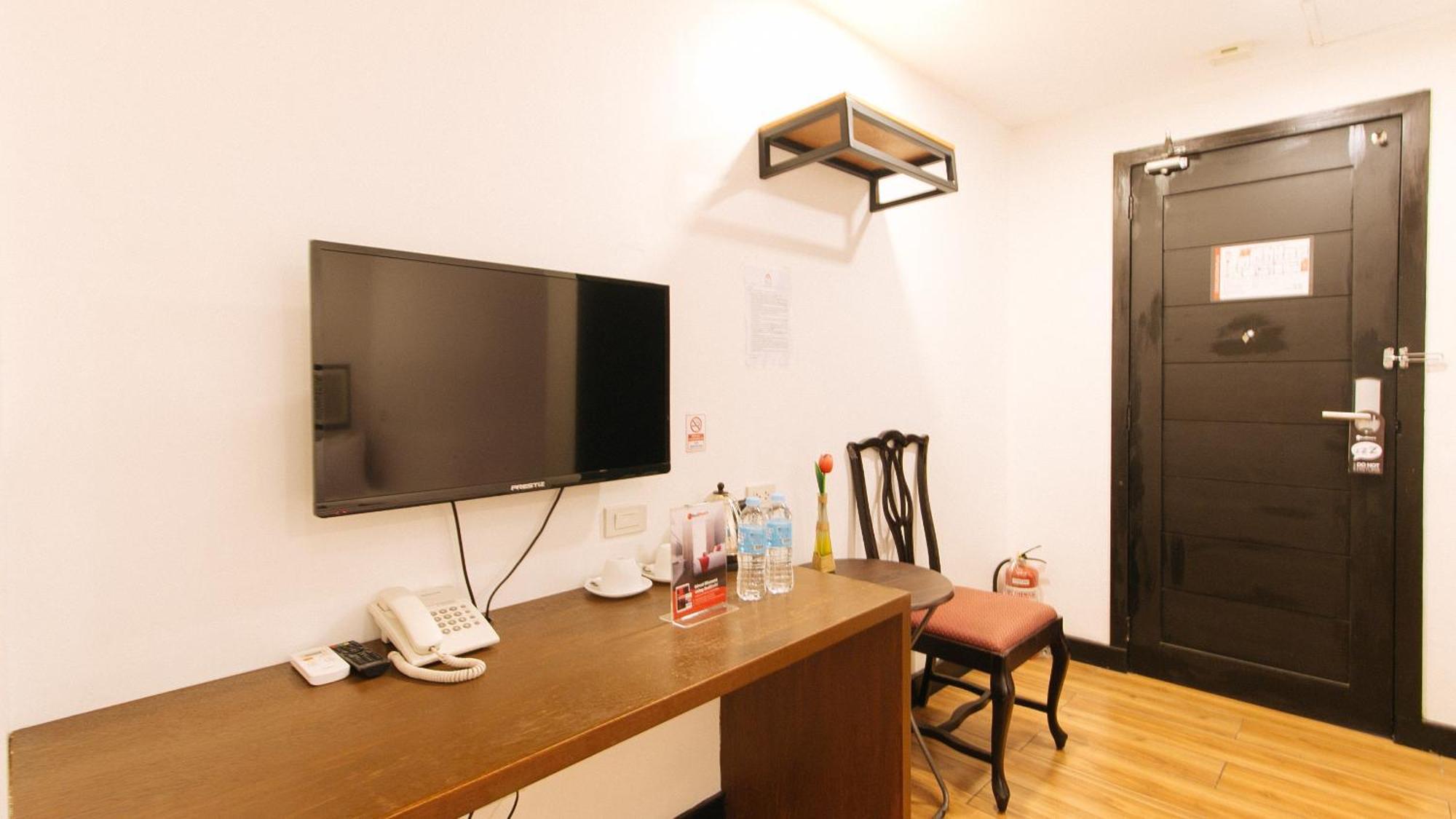 Reddoorz Plus At Mm Hotel Las Pinas Former Reddoorz Plus Near Bamboo Organ Екстер'єр фото