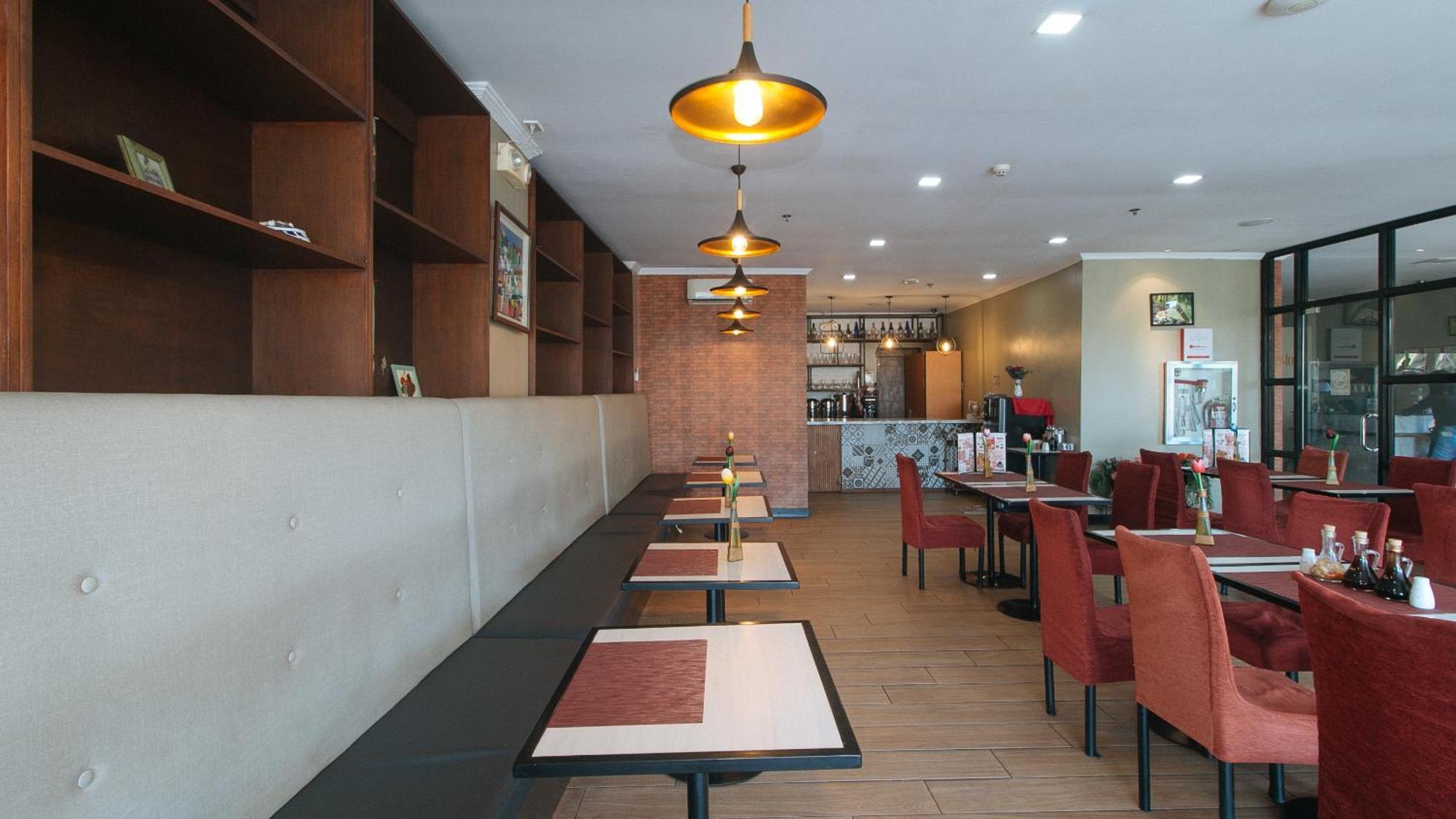 Reddoorz Plus At Mm Hotel Las Pinas Former Reddoorz Plus Near Bamboo Organ Екстер'єр фото