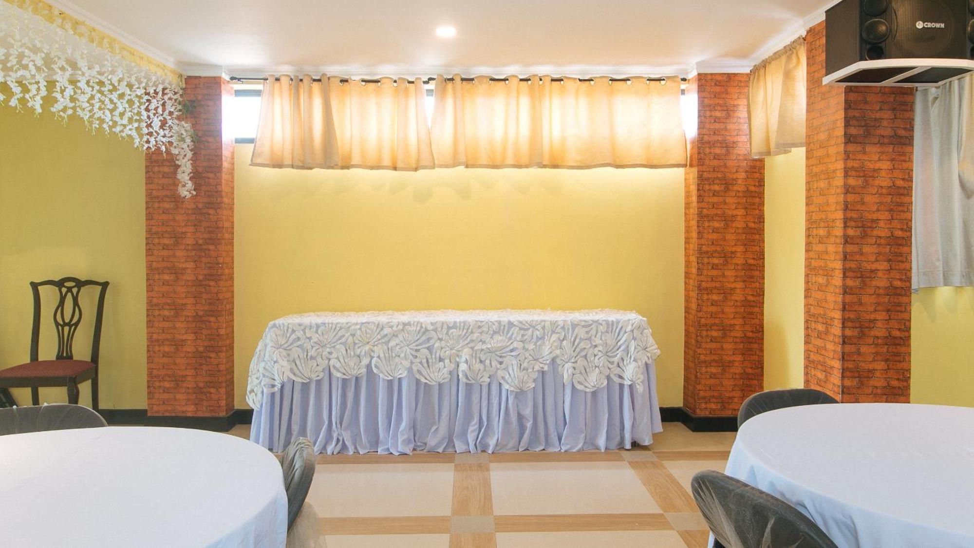 Reddoorz Plus At Mm Hotel Las Pinas Former Reddoorz Plus Near Bamboo Organ Екстер'єр фото