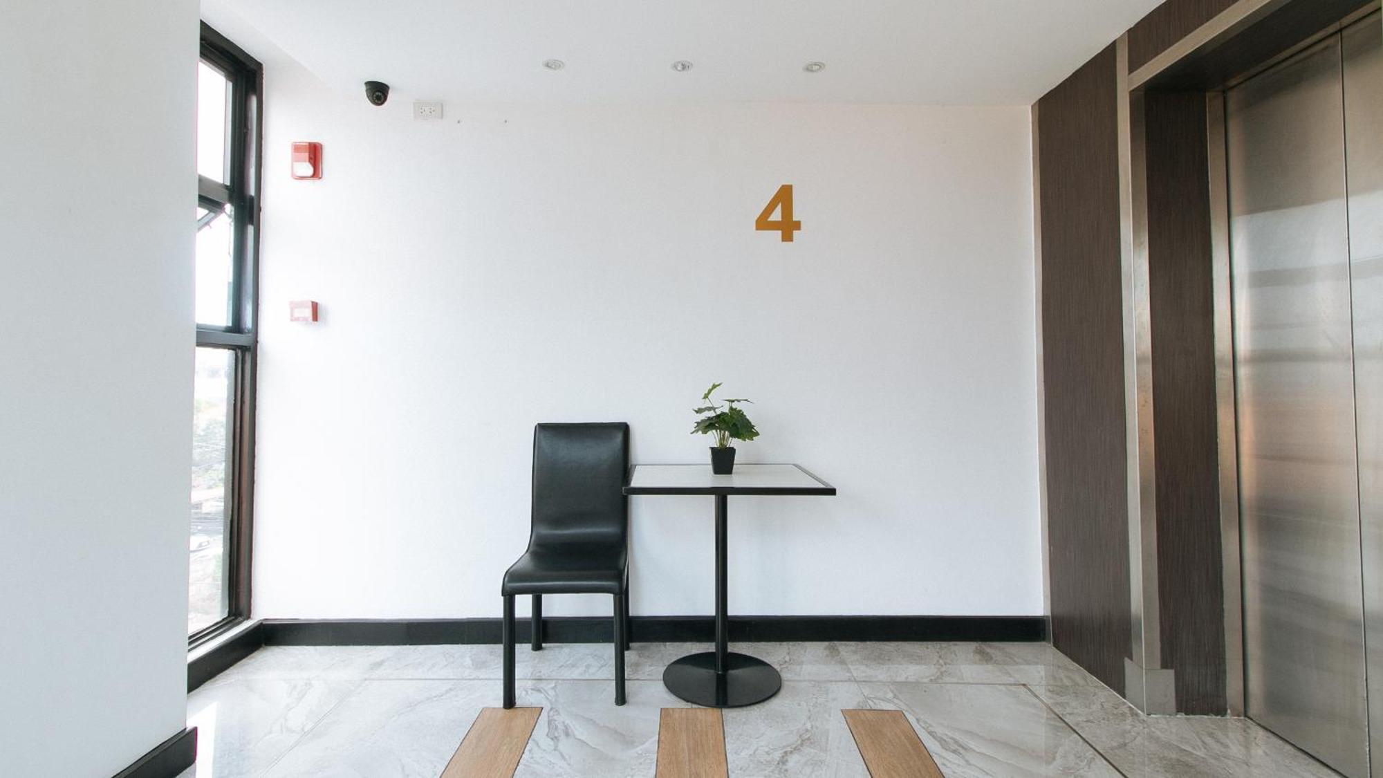 Reddoorz Plus At Mm Hotel Las Pinas Former Reddoorz Plus Near Bamboo Organ Екстер'єр фото